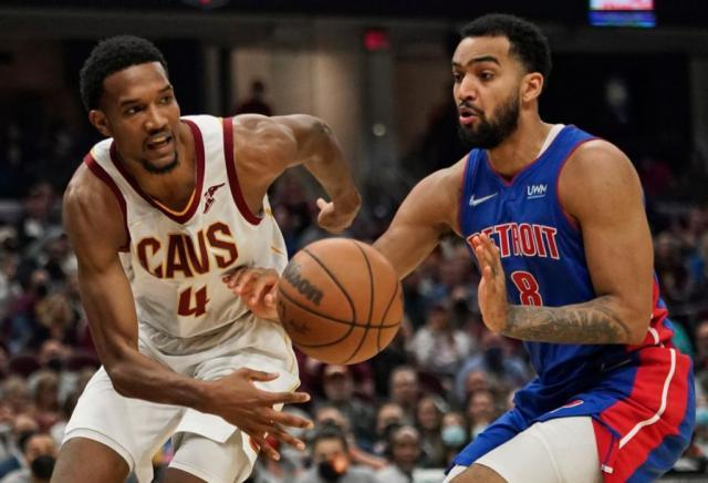 九五至尊-一致好评!莫布利持续高光 后勒布朗时代骑士靠他!