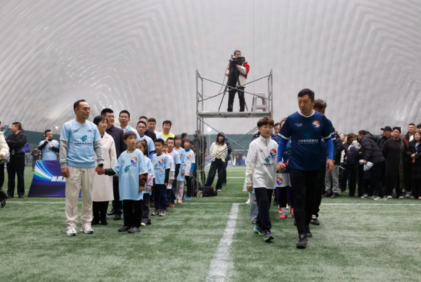 九五至尊-地市动态 | “东北超”前菜：32支企业家球队开战“连超”|足球|友谊赛|民营企业家组|足球联赛|足球赛_新浪新闻